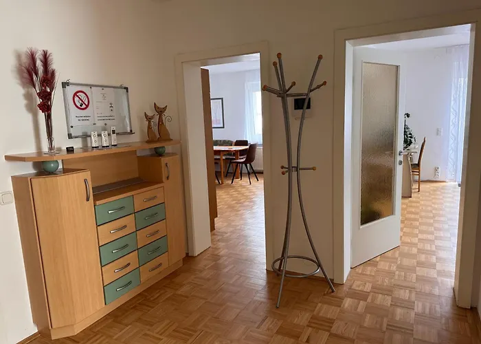 Helle In Gruener Lage - Naehe Zentrum شقة